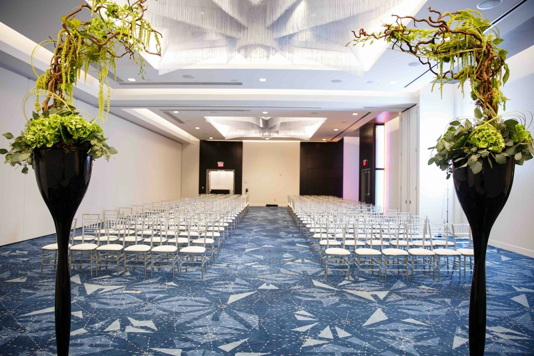 Renaissance Edmonton Airport Hotel Nisku Exterior photo